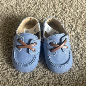 Baby boat shoes